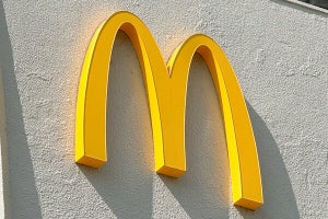 マクドナルド、順次営業再開。障害の原因は「システム構成変更中のトラブル」