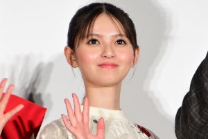 齋藤飛鳥、母親から初めて演技を褒められる　これまでは「頑張ってはいたよね」