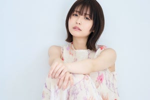 長濱ねる、美しくもかわいらしい“今”を撮り下ろし　『FRIDAY』6年ぶりに登場