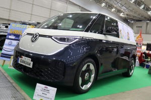 大阪ナンバーの「ID.Buzz」を発見! 電気ワーゲンバスの持ち主は?【オートモビルカウンシル2024】