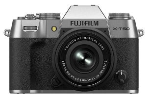 富士フイルム、小型軽量ミラーレスの新製品「FUJIFILM X-T50」　