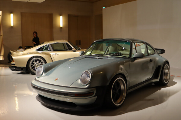 ポルシェ911(964)専門のレストア屋さんがアメリカからやってきた!