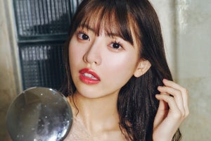 元AKB48真楪伶、水色ランジェリー姿披露　1st写真集先行カット公開