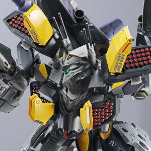 『マクロスF』DX超合金のVF-25S アーマードメサイアバルキリーがリバイバル商品化