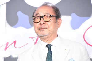 平泉成、Aぇ! group佐野晶哉の“メンカラ”ネクタイで登場　初主演映画の公開前夜は「眠れなかった」