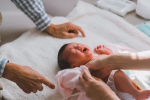 改正子ども・子育て支援法が成立! 結局どうなる? - 国民の負担額とは?