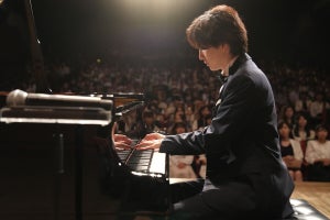 京本大我のピアノ演奏を古川琴音が絶賛「今回初めてとは思えない」