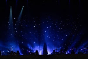 Aimer、上海メルセデス・ベンツアリーナでワンマンライブ2daysを敢行