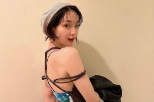 「セクシー」「オシャレ上級者」　剛力彩芽、“水着チラ見せ”美背中に絶賛の声