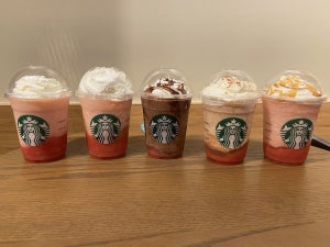 スタバ新作「ラブ & ピーチ フラペチーノ」の最強カスタム5選