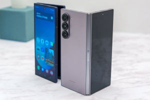 「折りたたみスマホ」から「折りたたみ『AI』スマホへ進化した新「Galaxy Z」2機種を速攻チェック！