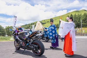 長野県茅野市・車山高原の「単車神社」でバイク乗りの交通安全を祈念する「例大祭」開催