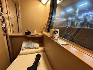 【寝台列車】仕事後にサンライズ出雲で旅へ!「優雅じゃ」「秘密基地みたい」「わくわくする」と話題に