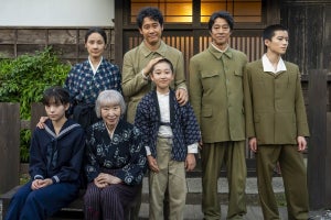 大泉洋・吉田羊が戦時中にタイムスリップする夫婦役に…『終りに見た街』家族写真公開