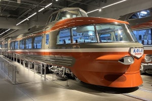 ロマンスカーミュージアム「鉄道の日」NSE(3100形)展望席など開放