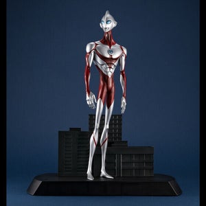 『ULTRAMAN: RISING』大迫力の30㎝スケール！「ウルトラマン」がUltimate Articleで立体化