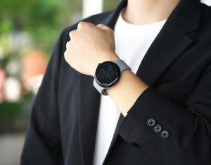 ビジネスパーソンの日常にPixel Watch 3が便利なワケ。【決済＆移動編】