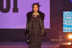 ファーストサマーウイカ、堂々の初ランウェイ　GirlsAward初出演で観客魅了