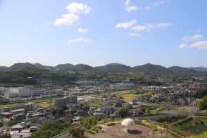 【岡山県里庄町】四季の自然や景色が楽しめる高台の運動公園の魅力、新着ふるさと納税返礼品とは?