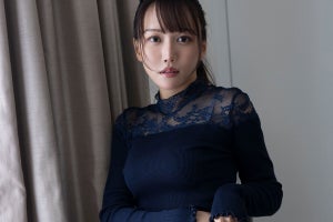 『NOBROCK TV』で注目集めた橘和奈、元CAのキャリアをテーマにグラビア撮影