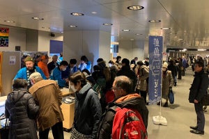 【無料のいくら丼が100食】札幌の地下歩行空間で「知床・斜里町の鮭漁師」イベント開催