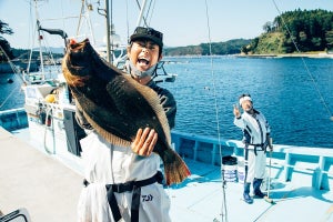 菅田将暉、“釣りざんまい”写真公開　撮了後に釣りを“封印”した理由とは