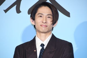 三宅健、“短気な役柄”熱演で椅子を破壊「あまり普段怒らないので…」