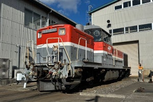 JR貨物DE10形、全機引退は2025年1月中旬 - 運転操縦体験会を開催へ