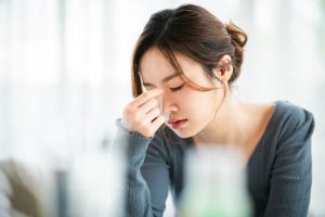 ビジネス書に訊け! 第270回 仕事で緊張して「精神的に疲れている」人へ