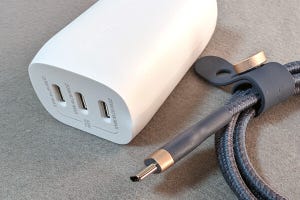 山田祥平のニュース羅針盤 第416回 ベルキン「67W 3ポートUSB-C充電器」、旅行でも家でも臨機応変に活躍