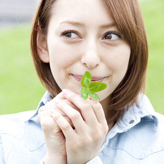 心理カウンセラーが解説! 恋人に選ばれる恋愛テクニック 第2回 誰もが重い女候補! 「重女フレーズ」を「魔法フレーズ」に変えてみませんか