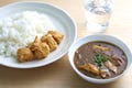 「男のカレーコンテスト」 第1回 編集部が挑戦! グリコ 「2段熟カレー」で作るイギリス風カレー