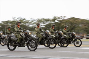 バイクのクイズ 第2回 自衛隊のオートバイってどんな役割? どんな車種を使っている?