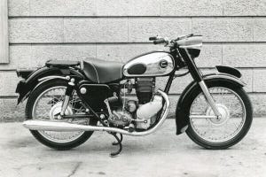 バイクのクイズ 第5回 その名もハリケーン! このバイクを作ったメーカーは?