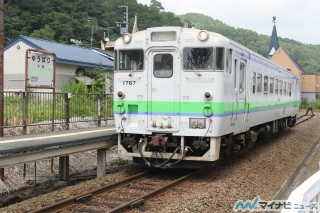 鉄道ニュース・プラス 第4回 「夕張支線」廃止発表から1年 - 新夕張駅では駅前広場の改修進む