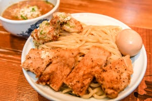 サラリーマン★ラーメン道 第4回 揚げ物と相性バツグンのつけ麺、「麺屋武蔵 二天」池袋店