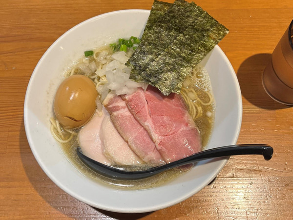 都内ラーメン巡り 第25回 全国の煮干しラーメン好き必見! 「亀戸煮干し中華蕎麦つきひ」のレベルが高すぎた