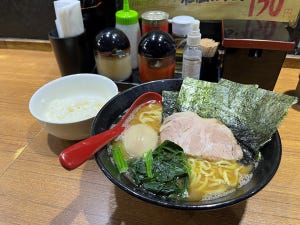 都内ラーメン巡り 第39回 芸能人の御用達、目黒にある家系ラーメン「麺家黒」! 疲れた日に染みる、おすすめの渾身の一杯