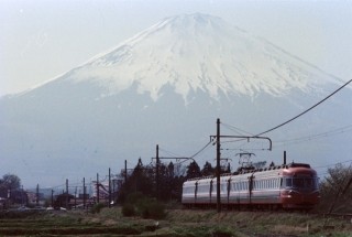 昭和の残像 鉄道懐古写真 第11回 雄大な富士山をバックに御殿場線を走りぬけた懐かしの車両たち(後編)