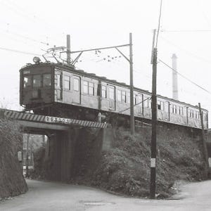 昭和の残像 鉄道懐古写真 第66回 南武線浜川崎支線、引退直前の旧型国電と情緒あふれる街の風景