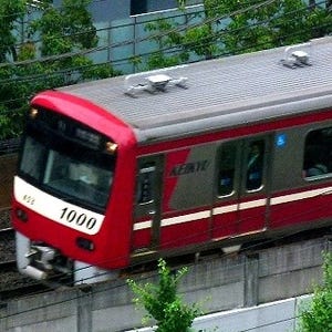 鉄道トリビア 第155回 車掌さんのアナウンスが独特の鼻声になる理由