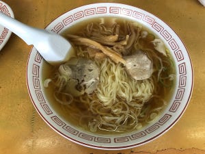 井手隊長の700円以下で旨いラーメンが食べたい!! 第39回 ラーメン390円! 北千住のカウンター町中華、名店中の名店「りんりん」