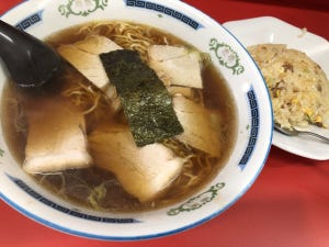 井手隊長の700円以下で旨いラーメンが食べたい!! 第8回 600円でチャーシュー5枚! 神保町半チャンラーメン御三家「伊峡」の絶品チャーシュー麺