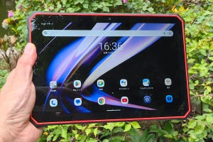 海外モバイルトピックス 第385回 アウトドアで使うのが楽しいタフなタブレット「Spider 8」が登場