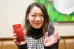 スマホ選び、価格も性能も妥協したくない! - 悩める美女がたどり着いた答えは……「OPPO R17 Neo」だった!