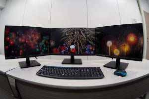 フレームレスのトレンドを取り込んだ21.5型液晶、iiyama「ProLite XU2292HS」 - 3画面パノラマの迫力は圧巻！