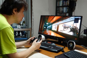 「理想のテレワーク環境」を発見！？ - 安いのに映画視聴、ゲームにも使えるにくいヤツ!