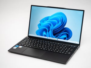 マルチタスクも快適! 最新OSがサクサク動くスタンダードノートPC「SOLUTION-15FH120-i5-UXSX」