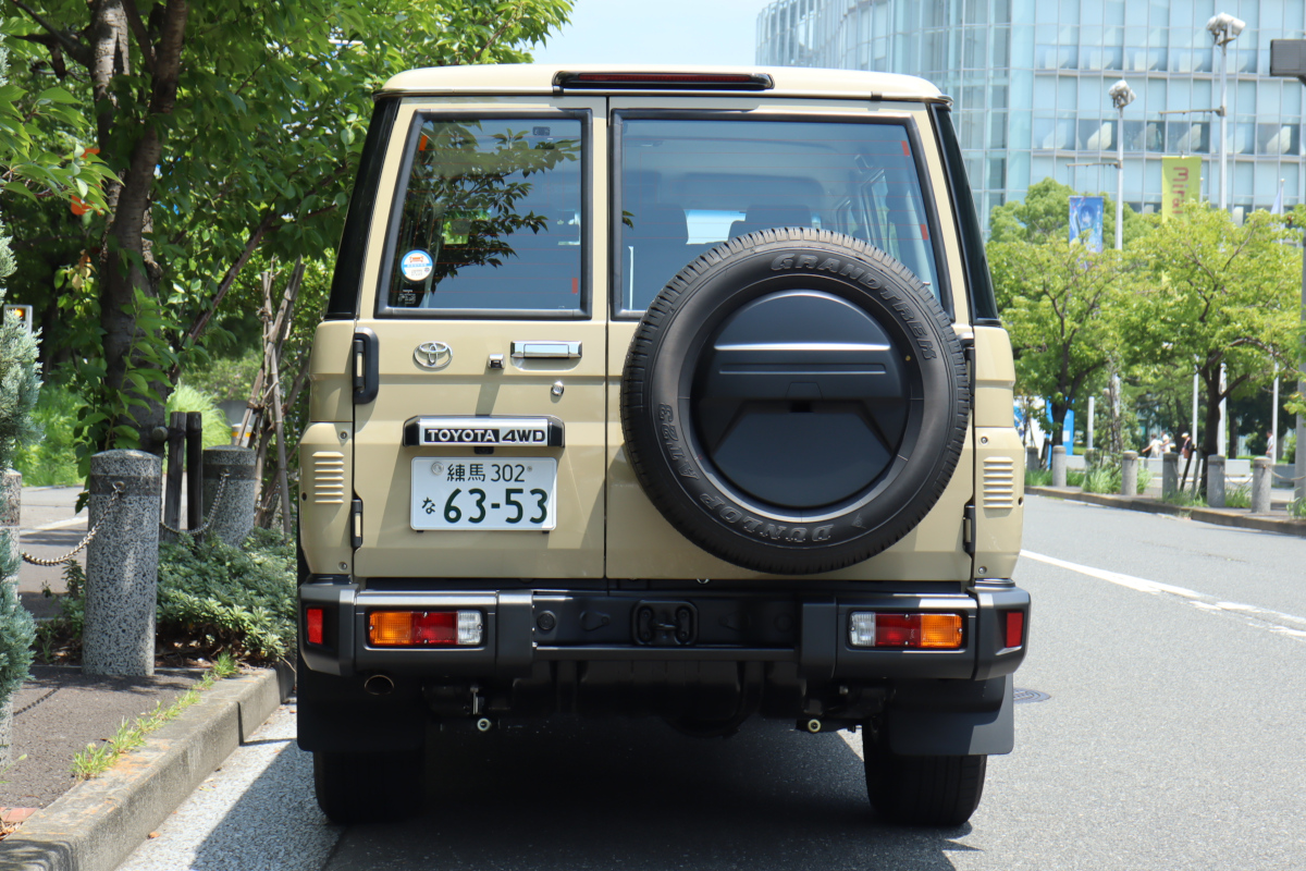 トヨタ「ランドクルーザー」