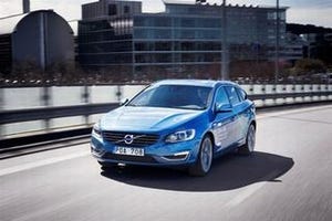 ボルボ、スウェーデンの公道で自動運転の実証実験